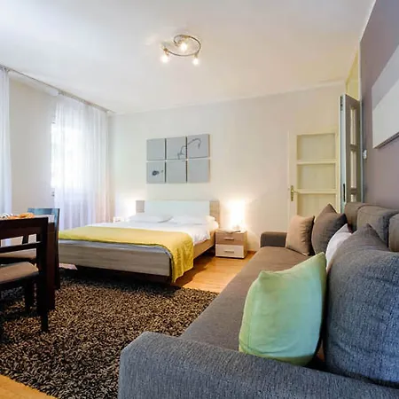 Apartment Skadarlija No. 2 *